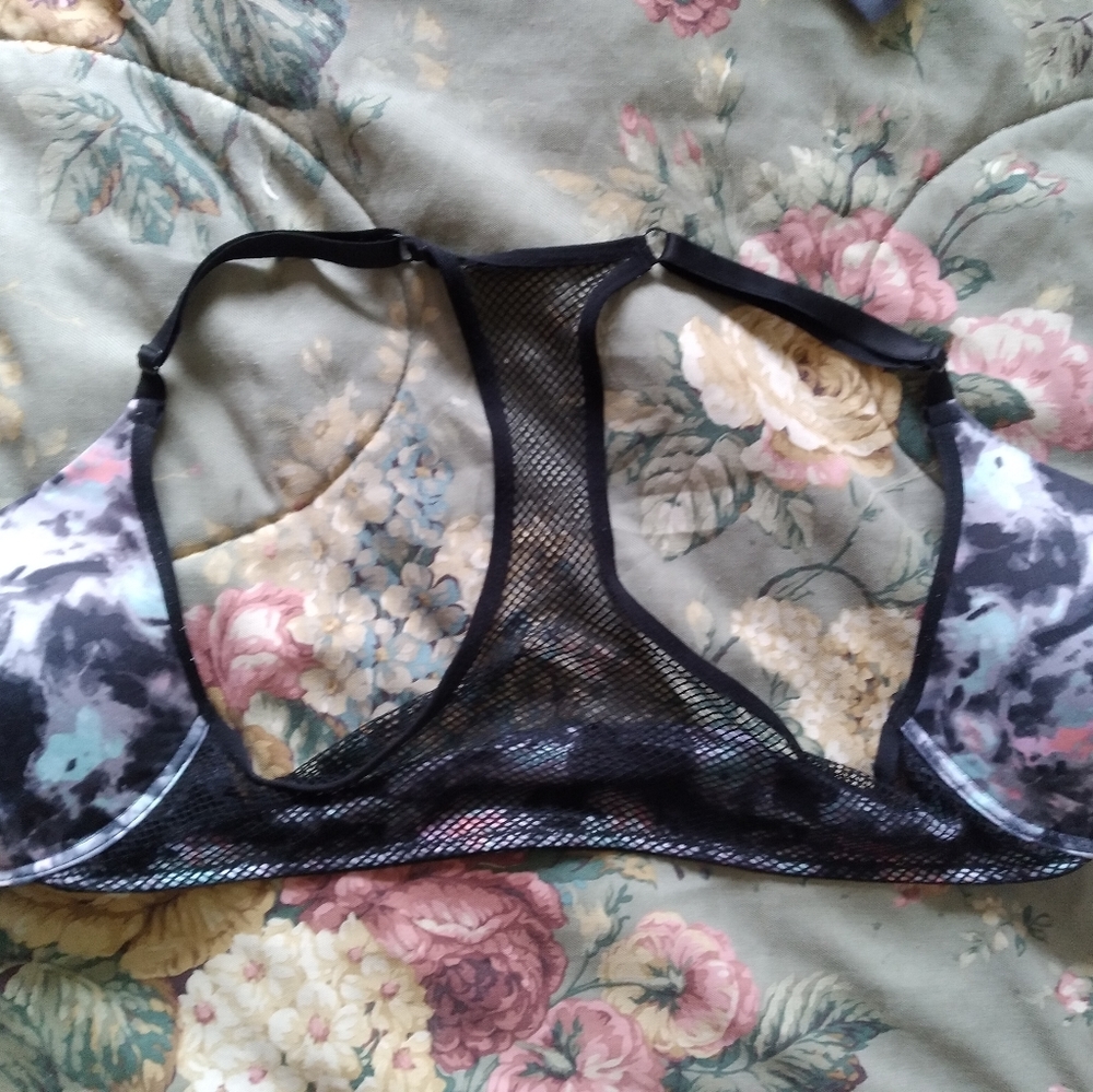 JUST BE Tie-dyed Racerback bra. - Picture 3 of 5